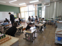 ６